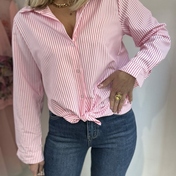 Camicia con nodo rosa