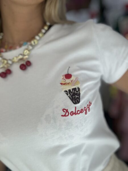 T-shirt pasticcino ricamato - immagine 2