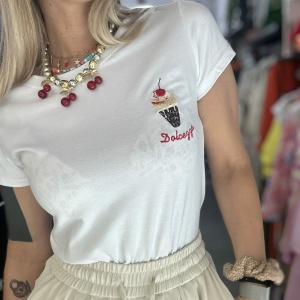 T-shirt pasticcino ricamato