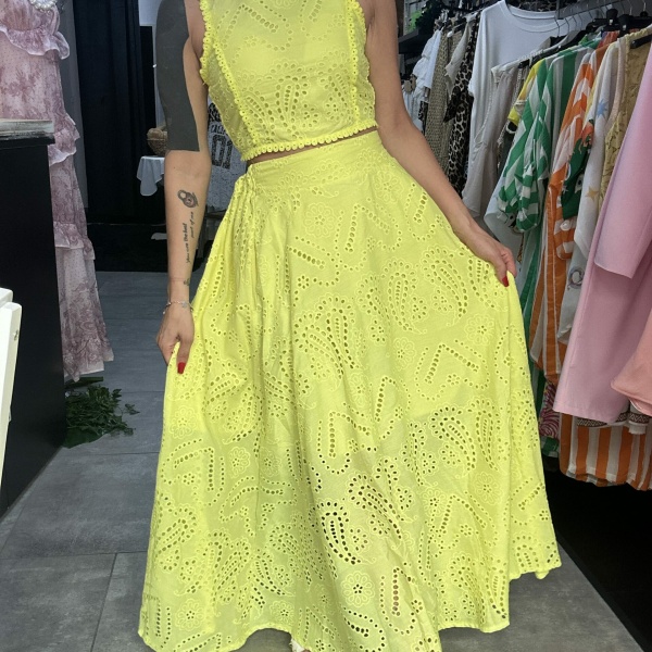 Completo S/M in sangallo giallo fluo