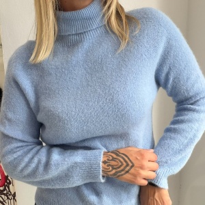 Maglioncino caldo azzurro